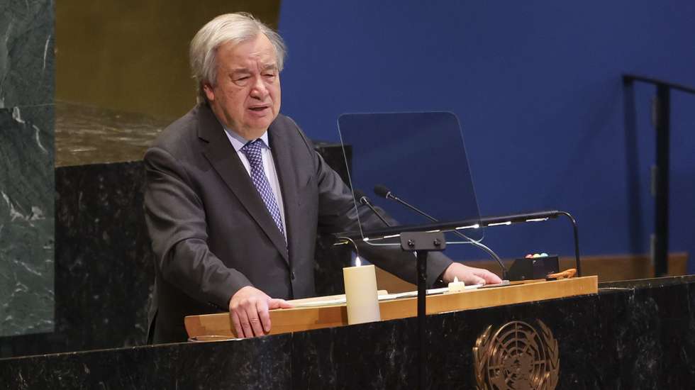 epa12685484 Secretary-General of the United Nations Antonio Guterres speaks during the United Nations' observance of the International Day of Commemoration in memory of the victims of the Holocaust at UN Headquarters in New York, New York, USA, 27 January 2026.  EPA/SARAH YENESEL