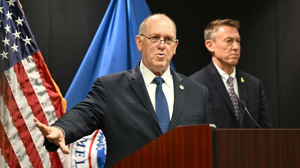 epaselect epa12690452 US Border Czar Tom Homan speaks at his first news conference after replacing Greg Bovino as the lead of ICE operations at the Bishop Henry Whipple Federal Building in Minneapolis, Minnesota, USA, 29 January 2026.  EPA/CRAIG LASSIG