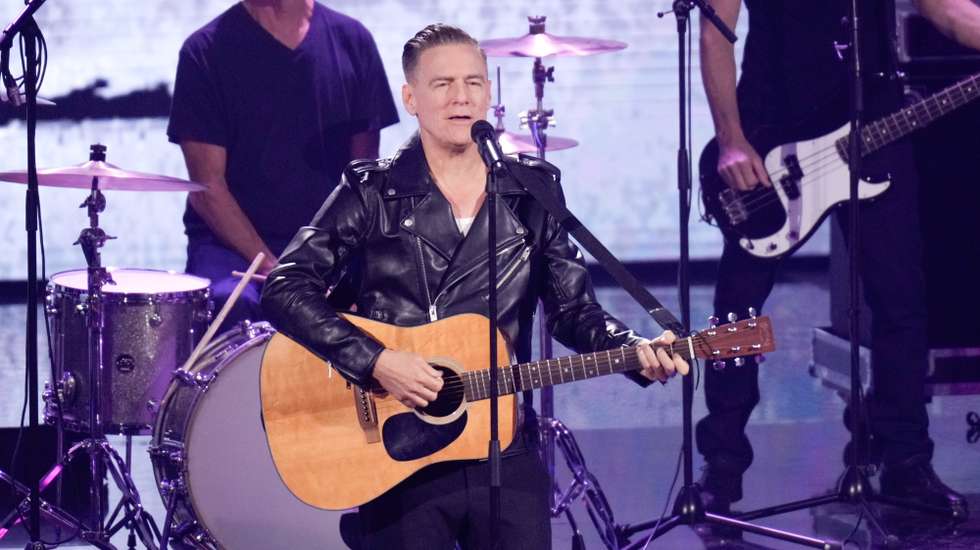 epa11020375 Canadian singer Bryan Adams performs on stage during theÂ 'Ein Herz fuer Kinder'Â (A Heart for Children) charity gala at Studio Berlin Adlershof in Berlin, Germany, 09 December 2023.  EPA/FlashPic / POOL