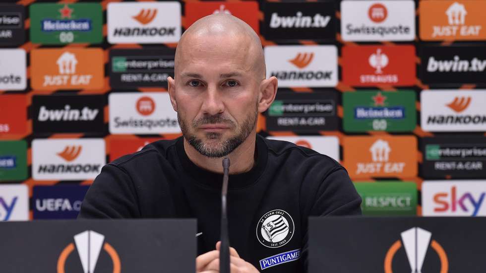 epa10964862 Sturm Grazâ€™s coach Christian Ilzer attends a press conference in Zingonia, Italy, 08 November 2023. SK Sturm Graz will face Atalanta BC in a UEFA Europa League group D soccer match on 09 November.  EPA/MICHELE MARAVIGLIA