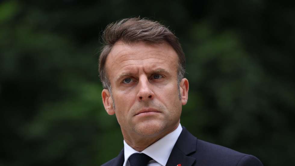 epa11452927 French President Emmanuel Macron reviews  troops that will take part in the Bastille Day parade, in Paris, France, 02 July 2024. President Macron received pilots of French airforce ahead of Bastille Day on July 14.  EPA/AURELIEN MORISSARD / POOL MAXPPP OUT