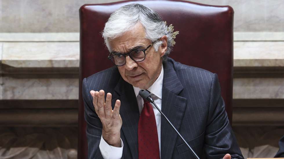 O presidente da Assembleia da República, José Pedro Aguiar-Branco, na sessão plenária de apresentação do Programa do XXV Governo Constitucional, na Assembleia da República, em Lisboa, 17 de junho de 2025. MIGUEL A. LOPES/LUSA