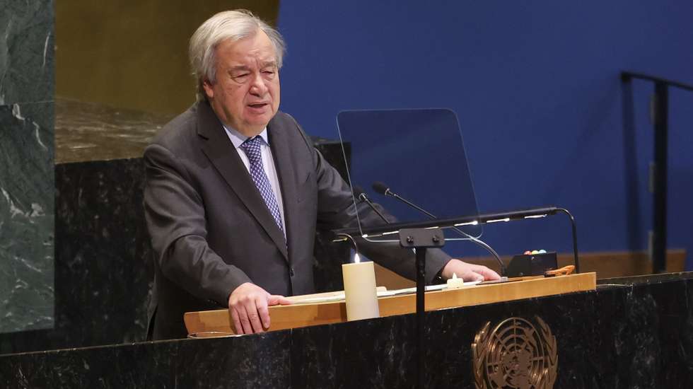 epa12685484 Secretary-General of the United Nations Antonio Guterres speaks during the United Nations' observance of the International Day of Commemoration in memory of the victims of the Holocaust at UN Headquarters in New York, New York, USA, 27 January 2026.  EPA/SARAH YENESEL