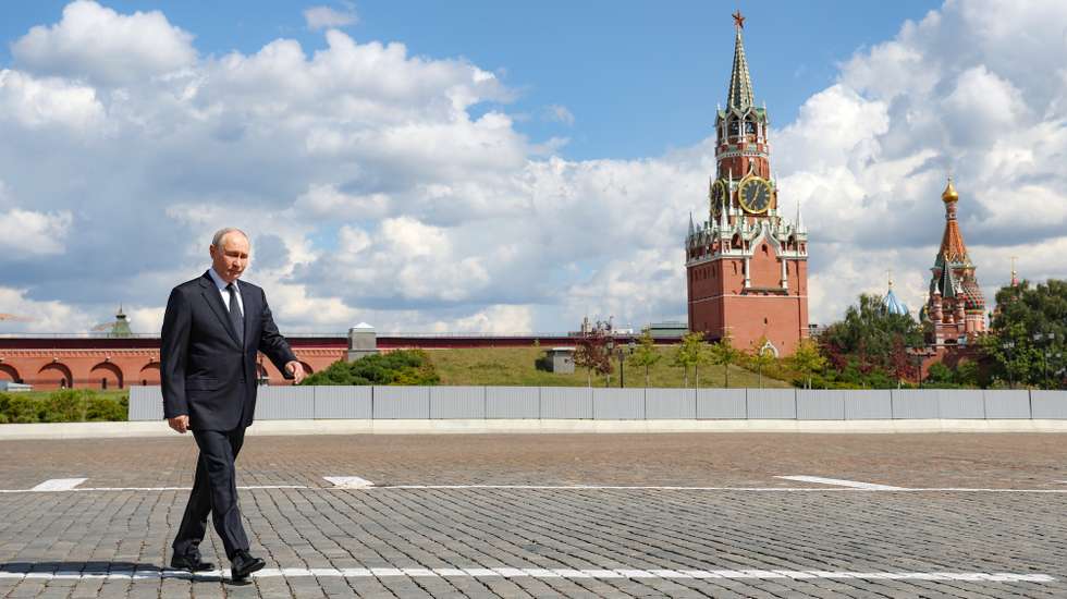 epa13180824 Russian President Vladimir Putin arrives to attend a service at the Archangel Cathedral of the Kremlin, in Mosсow, Russia, 20 August 2026.  EPA/VYACHESLAV PROKOFYEV/SPUTNIK/KREMLIN / POOL MANDATORY CREDIT
