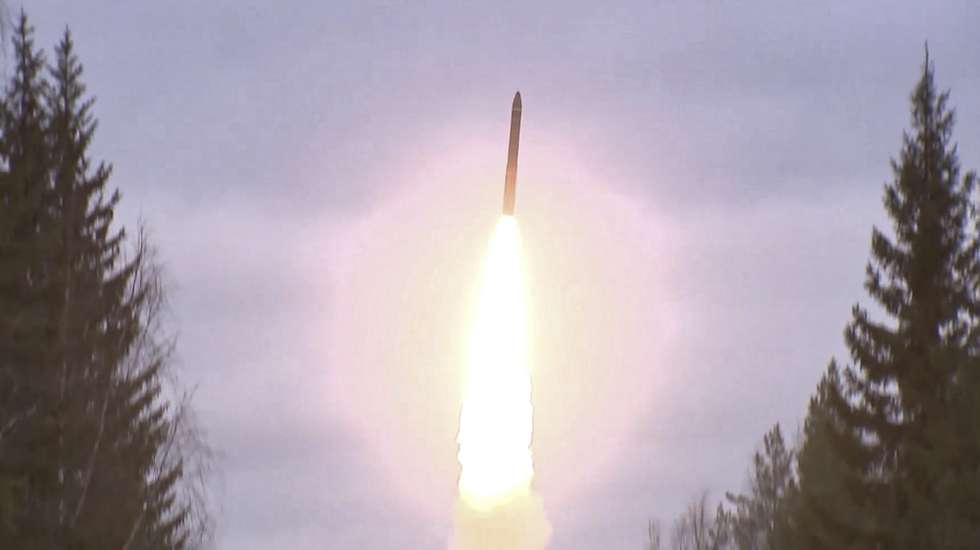 epa10267246 A handout still image taken from a handout video provided by the Russian Defence ministry press-service shows 'Yars' intercontinental ballistic missile launches at Plesetsk Cosmodrome to Kura Test Range during training to test the Russian strategic deterrence forces in Plesetsk, Russia, 26 October 2022. The Russian military held a training session during which they practiced a massive nuclear strike in response to an enemy nuclear attack. Valery Gerasimov, Chief of the General Staff of the Armed Forces of the Russian Federation, said that the Yars missile system of the Strategic Missile Forces, the strategic missile submarine of the Northern Fleet Tula, and two Tu-95MS missile carriers were involved in the training.  EPA/RUSSIAN DEFENCE MINISTRY PRESS SERVICE / HANDOUT  HANDOUT EDITORIAL USE ONLY/NO SALES