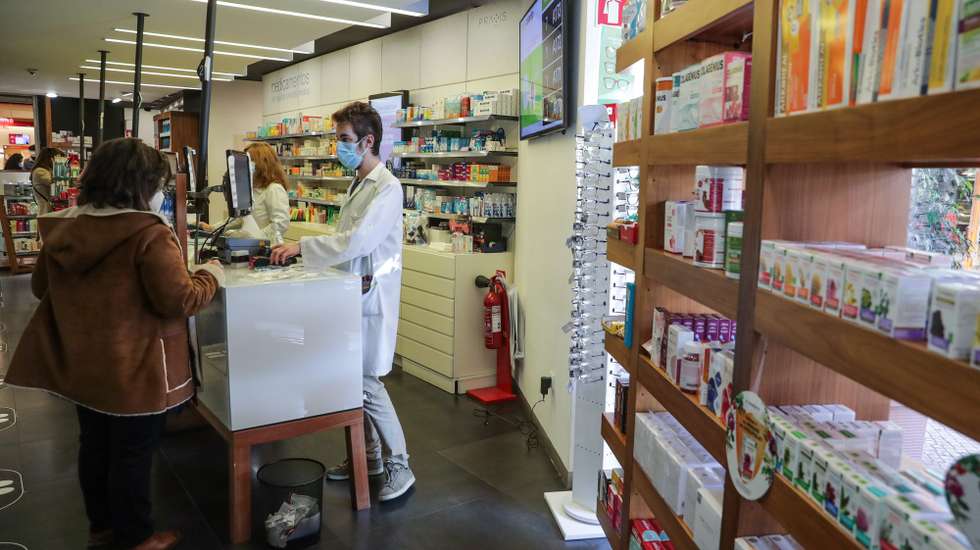 Preço dos medicamentos vai deixar de constar obrigatoriamente nas embalagens
