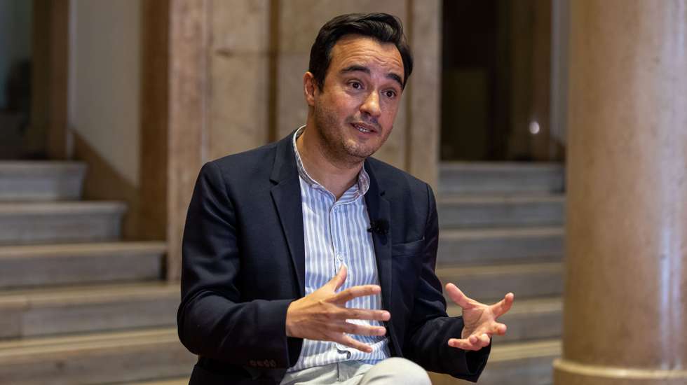 Entrevista com o diretor artístico do Teatro Nacional D. Maria II, Pedro Penim, sobre a temporada 2022/23, que vai ser apresentada no dia 23, no Teatro D. Maria II, em Lisboa, 20 de junho de 2022. ( ACOMPANHA TEXTO DO DIA 23 DE JUNHO DE 2022). JOSÉ SENA GOULÃO/LUSA