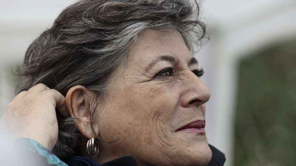 A ex-deputada europeia, Ana Gomes, durante uma ação de pré-campanha do Volt, em Lisboa, 22 de fevereiro de 2024. CARLOS M. ALMEIDA/LUSA
