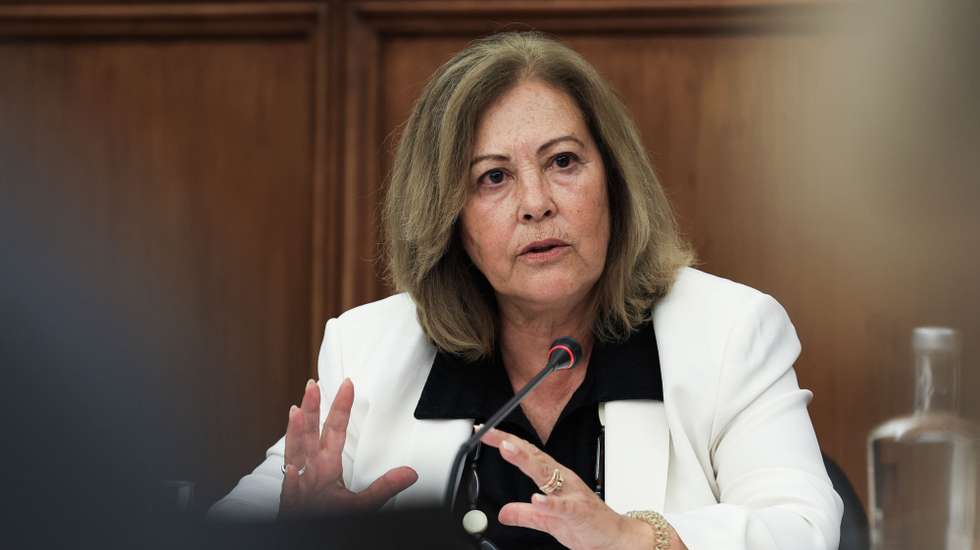 A ministra da Administração Interna, Margarida Blasco, intervém durante a sua audição perante a comissão de Assuntos Constitucionais, Direitos, Liberdades e Garantias, sobre a demissão do Diretor Nacional da Polícia de Segurança Pública, superintendente José Augusto de Barros Correia, que decorreu na Assembleia da República, em Lisboa, 29 de maio de 2024. ANTÓNIO COTRIM/LUSA
