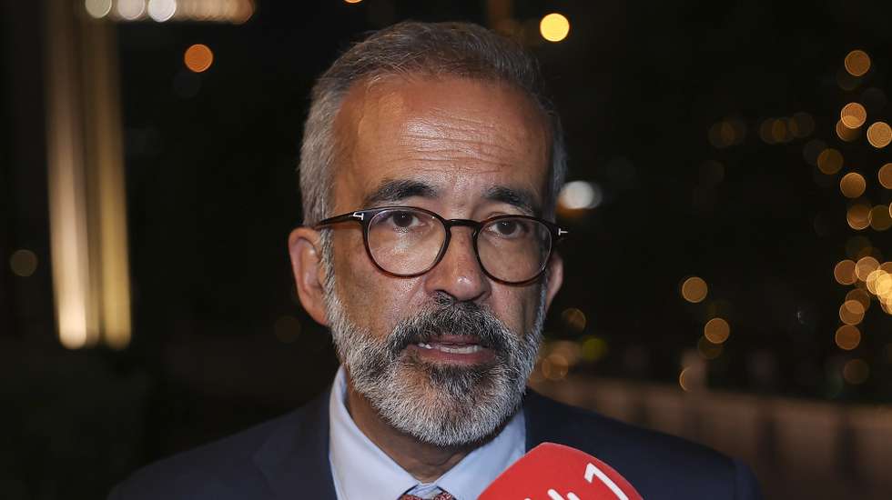 O ministro de Estado e dos Negócios Estrangeiros, Paulo Rangel, fala aos jornalistas sobre a invasão do espaço aereo da Polónia, em Tóquio, Japão, 10 de setembro de 2025. ANTÓNIO COTRIM/LUSA