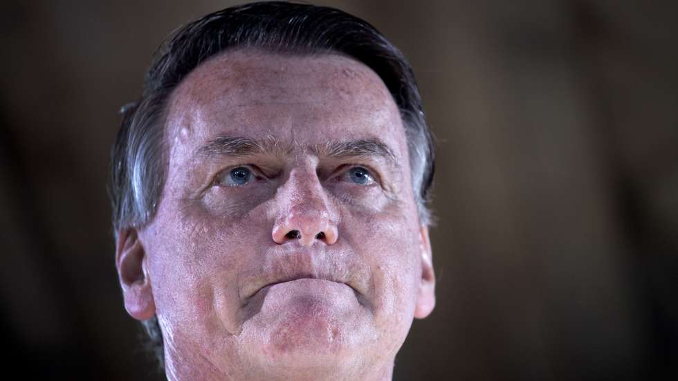 epa10441956 Former Brazilian President Jair Bolsonaro attends an event with members of the Brazilian community at the Majestic Life Church in Orlando, Florida, USA, 31 January 2023. Bolsonaro has applied for a six-month visitor visa to remain in the US, according to his lawyer Felipe Alexandre.  EPA/CRISTOBAL HERRERA-ULASHKEVICH