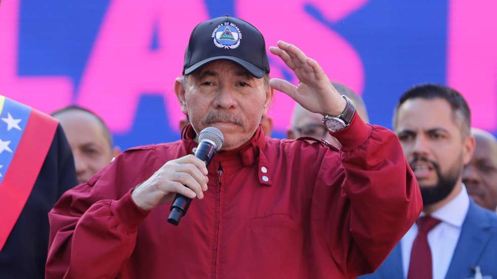 epa11817529 Nicaraguan President Daniel Ortega speaks during an event with Venezuelan President Nicolas Maduro in Caracas, Venezuela, 10 January 2025. Maduro defended his presidential investiture for a third six-year term, questioned by anti-Chavismo and much of the international community following opposition allegations of â€œfraudâ€ during last years July presidentail elections, as a â€œgreat Venezuelan victoryâ€ and celebrated that it could not be â€œpreventedâ€.  EPA/RONALD PENA R.
