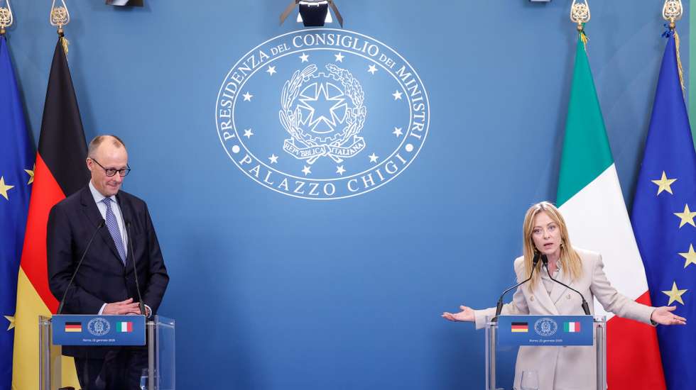 epa12675227 Italian Prime Minister Giorgia Meloni (R) and German Chancellor Friedrich Merz attend an intergovernmental summit between Italy and Germany at Villa Doria Pamphilj in Rome, Italy, 23 January 2026.  EPA/GIUSEPPE LAMI