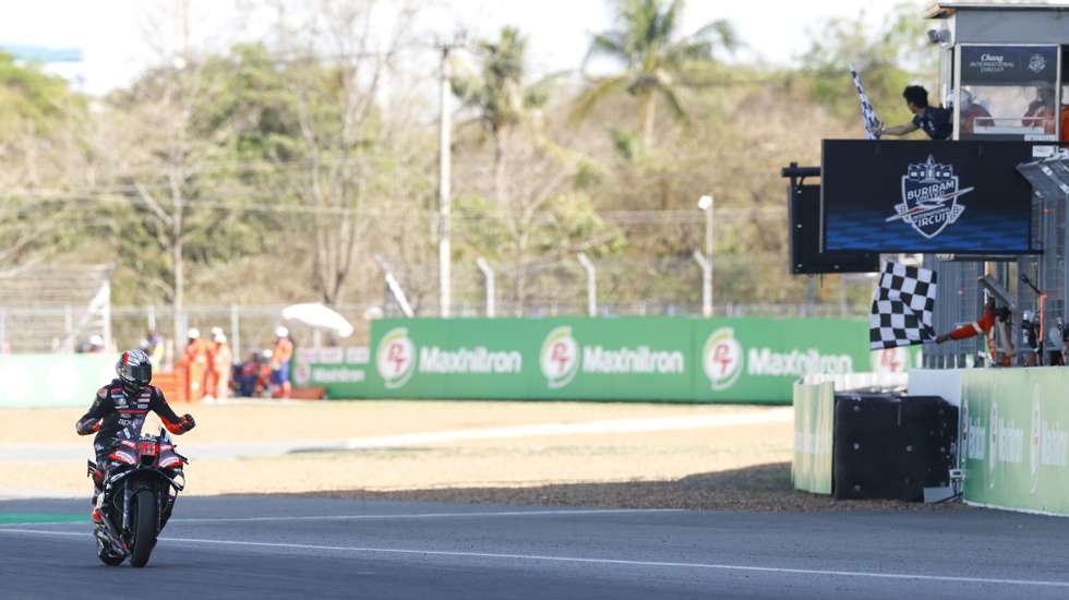 epa12786562 Italian MotoGP rider Marco Bezzecchi of Aprilia Racing celebrates after winning the MotoGP race of the Motorcycling Grand Prix of Thailand at Chang International Circuit, Buriram province, Thailand, 01 March 2026.  EPA/RUNGROJ YONGRIT