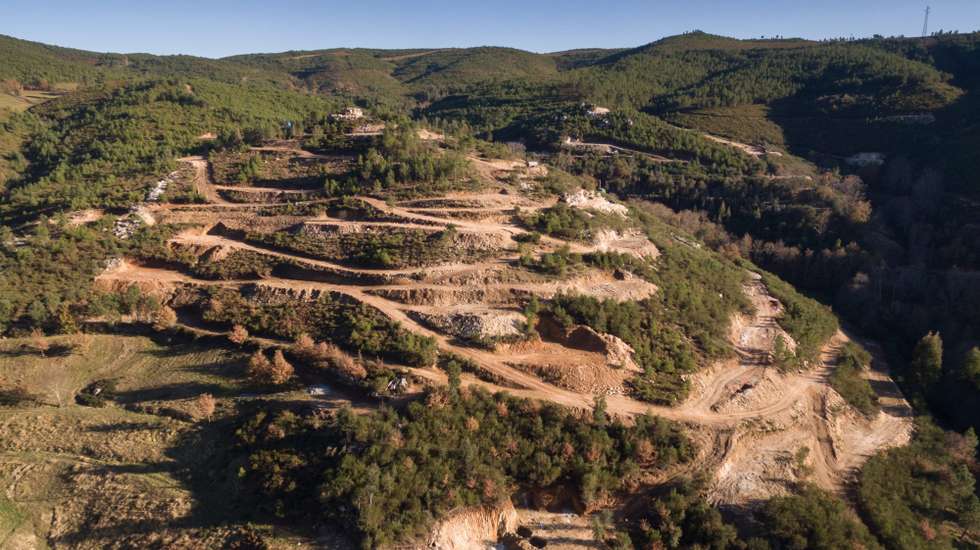 No âmbito da consulta pública do EIA da Mina do Barroso, que terminou em julho, foram efetuadas 170 participações e a decisão final deverá ser anunciada pela Agência Portuguesa do Ambiente nos próximos três meses
