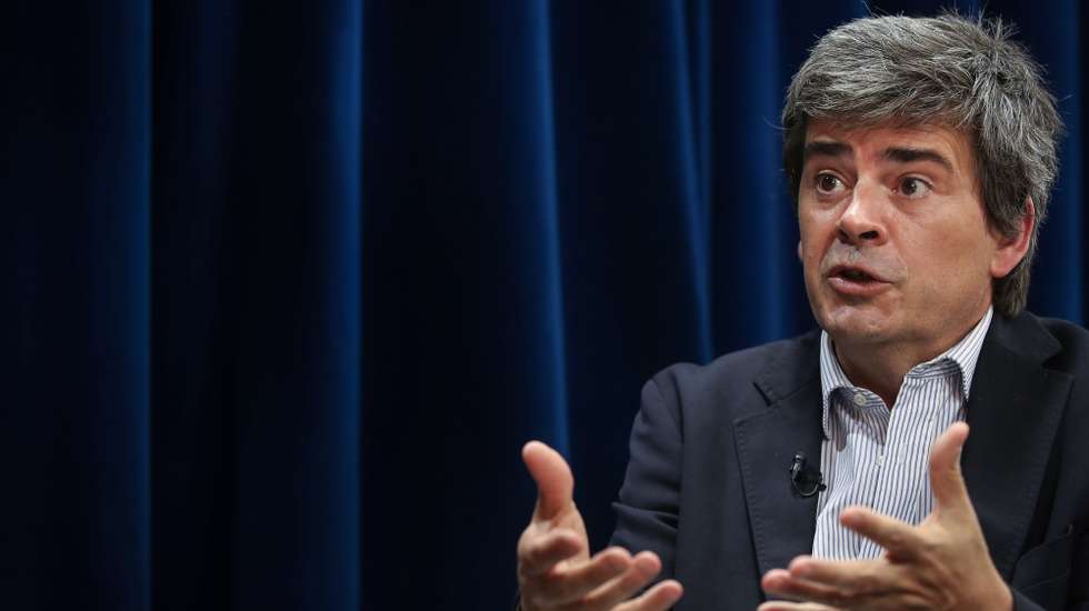 O presidente da Agência para a Gestão Integrada de Fogos Rurais, Tiago Oliveira, fala durante uma entrevista à Lusa, na Presidência do Conselho de Ministros, em Lisboa, 17 de junho de 2021. (ACOMPANHA TEXTO DA LUSA DO DIA 19 DE JUNHO DE 2021). MÁRIO CRUZ/LUSA