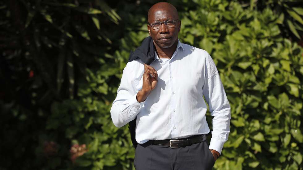 O presidente do Partido Africano da Independência da Guiné e Cabo Verde (PAIGC), Domingos Simões Pereira, posa para a fotografia durante uma entrevista na sede da agência Lusa, em Lisboa, 14 de setembro de 2022. (ACOMPANHA TEXTO DO DIA 17 SETEMBRO 2022) ANTÓNIO PEDRO SANTOS/LUSA