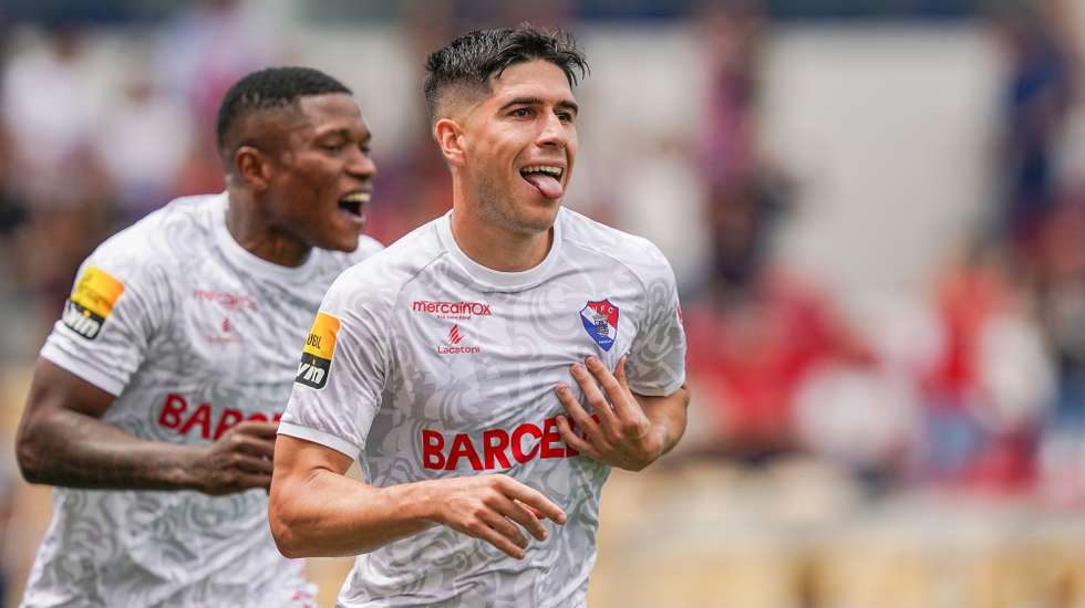 Fran Navarro do Gil Vicente festeja o golo frente ao Casa Pia  em jogo a contar para a ultima jornada da Primeira Liga de Futebol realizado no Estádio Cidade de Barcelos, 27 de Maio 2023.HUGO DELGADO/LUSA