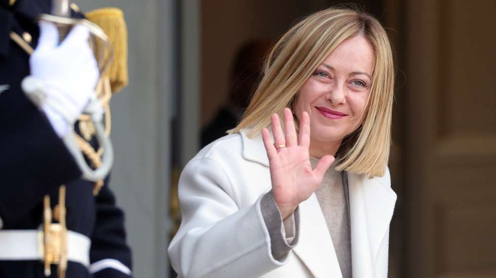 epa11903034 Italian Prime Minister Giorgia Meloni attends a meeting on war in Ukraine and European security at the Elysee Palace in Paris, France, 17 February 2025.  EPA/TERESA SUAREZ
