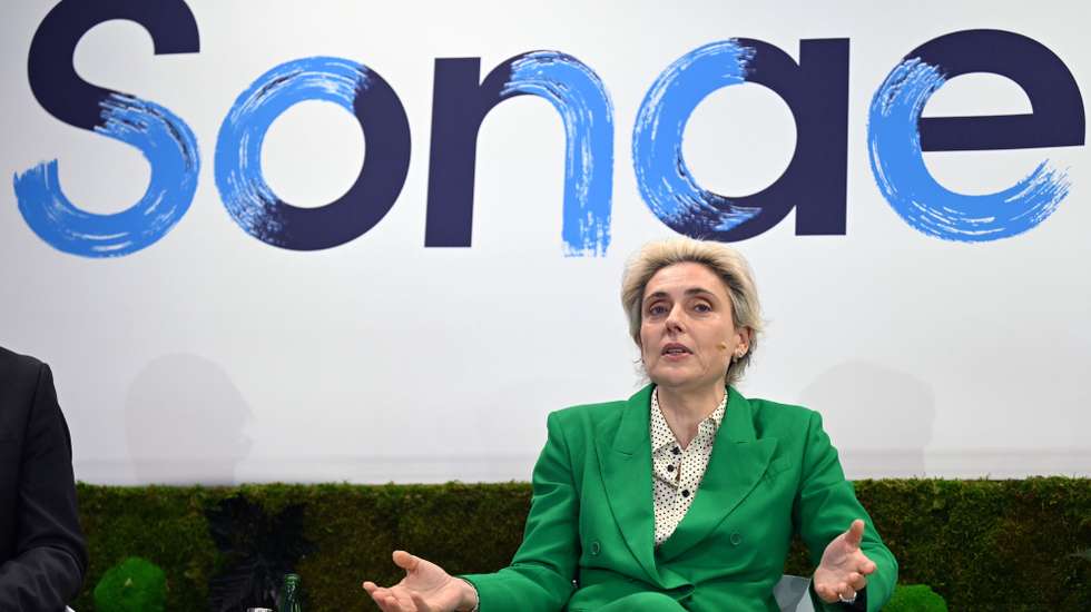 Cláudia Azevedo, CEO da Sonae, durante a apresentação de resultados do grupo que lidera, Maia, 13 de março de 2024. FERNANDO VELUDO/LUSA