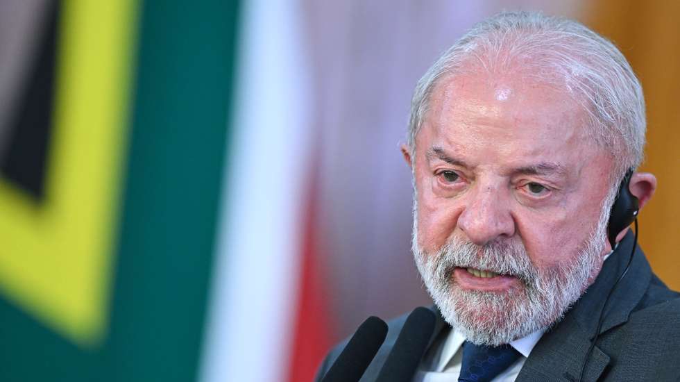 epa12807701 Brazilian President Luiz Inacio Lula da Silva speaks during meeting with South African President Cyril Ramaphosa at the Planalto Palace in Brasilia, Brazil, 09 March 2026. President Ramaphosa is on a two-day state visit to Brazil.  EPA/ANDRE BORGES