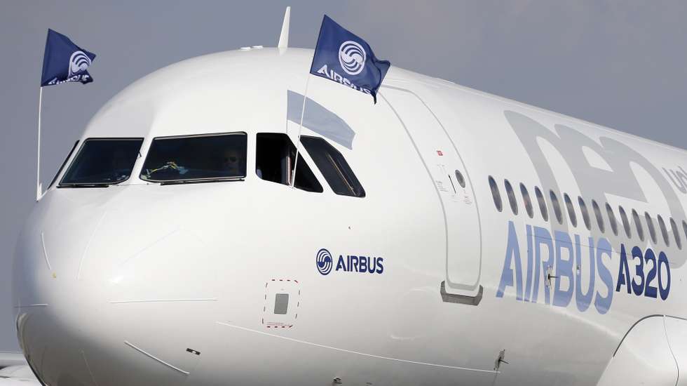epa08519394 (FILE) - The Airbus A320neo aircraft taxis after landing from its first flight from the airport of Toulouse-Blagnac, southern France, 25 September 2014 (reissued 01 July 2020). Airbus has anounced a major job cut, with about 15,000 jobs to be axed.  EPA/GUILLAUME HORCAJUELO *** Local Caption *** 53898112