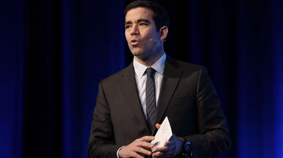 O ministro da Presidência, António Leitão Amaro, discursa na Grande Conferência do Diário de Notícias "Novo Regime Jurídico da Cibersegurança em Portugal" sobre o plano do Governo para a Cibersegurançade 2024, na Fundação Oriente, em Lisboa, 09 de dezembro de 2024. JOÃO RELVAS/LUSA