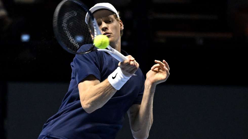 epa12458896 Jannik Sinner of Italy plays a forehand during his semifinal match against Novak Djokovic of Serbia at the 2025 Six Kings Slam tennis tournament in Riyadh, Saudi Arabia, 16 October 2025. Sinner won in two sets.  EPA/STR