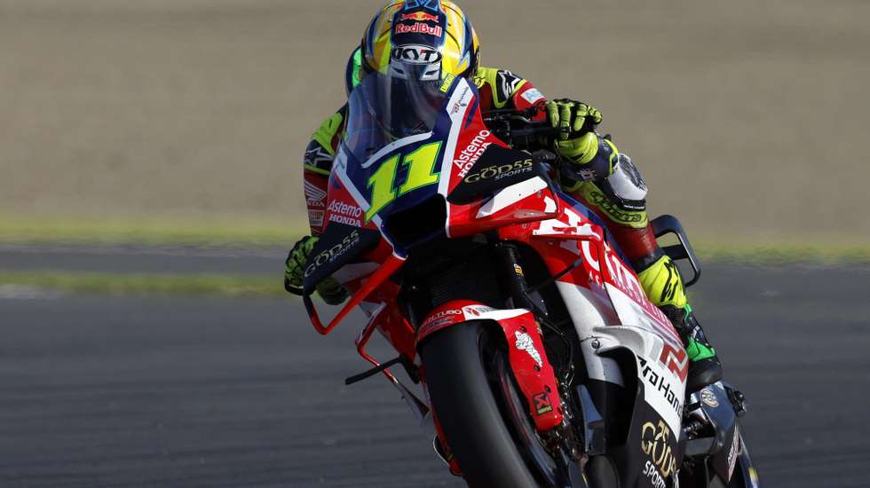 epa13278207 LCR Honda MotoGP rider Diogo Moreira of Brazil in action during the sprint race of the Motorcycling Grand Prix of Japan at the race track in Motegi, Japan, 03 October 2026.  EPA/FRANCK ROBICHON