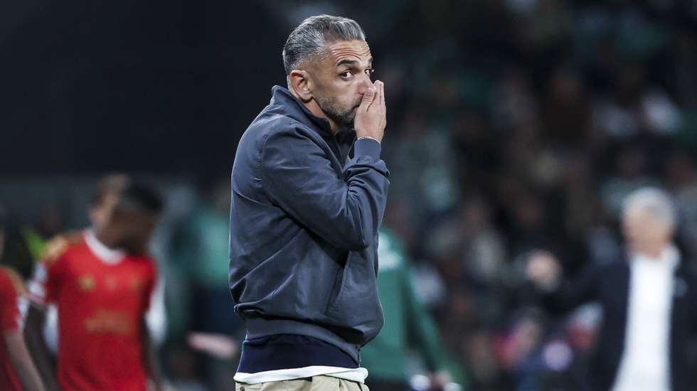 Sporting head coach Rui Borges during their UEFA Champions League group stage soccer match against LASK Linz at Alvalade stadium, in Lisbon, Portugal, 21 October 2026. JOSE SENA GOULAO/LUSA
