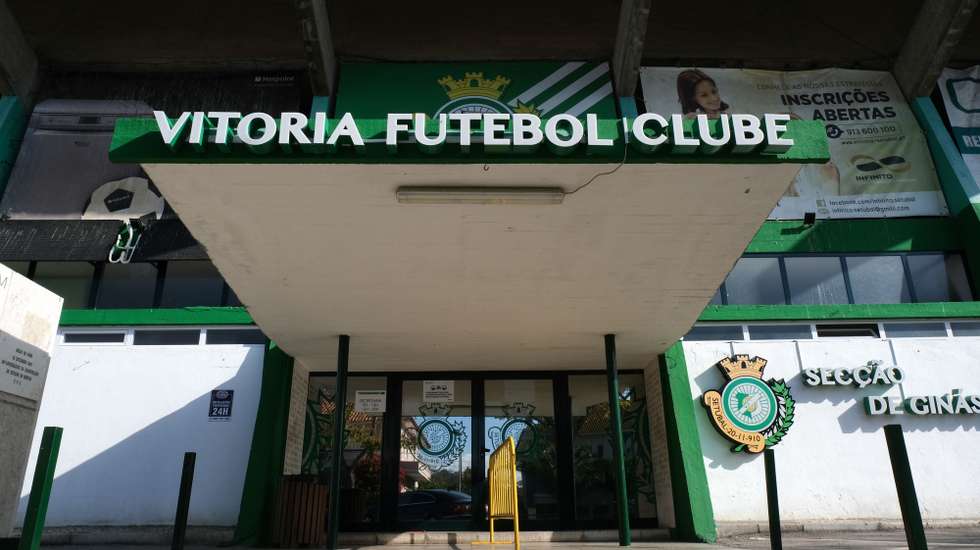 Estádio do Bonfim no dia da visita técnica das instalações realizada por membros do executivo camarário e funcionários para mudar as fechaduras durante a posse das instalações do Vitória de Setúbal por parte da autarquia setubalense, Setúbal, 24 de novembro de 2020. RUI MINDERICO/LUSA