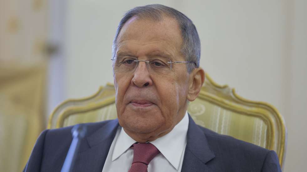 epa10883802 Russian Foreign Minister Sergey Lavrov listens Tunisian counterpart Nabil Ammar during their meeting in Moscow, Russia, 26 September 2023.  EPA/EVGENIA NOVOZHENINA / POOL