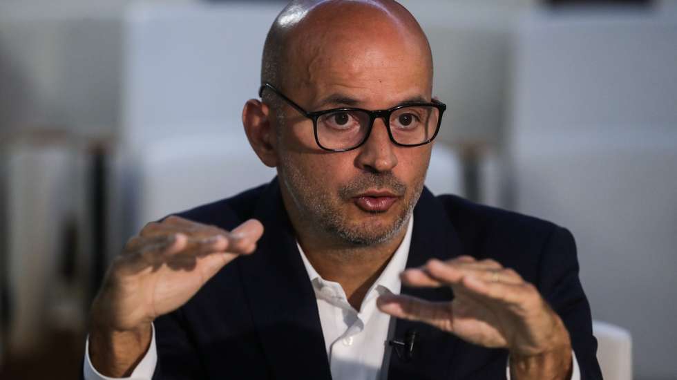 O ex-ministro das Finanças, João Leão, em entrevista à Agência Lusa em Lisboa, 29 de setembro de 2022. (ACOMPANHA TEXTO DA LUSA DE 01-10-2022) TIAGO PETINGA/LUSA