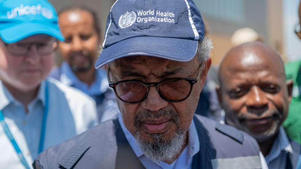 epa13004280 Tedros Adhanom Ghebreyesus, World Health Organization (WHO) Director-General, is greeted after arriving in Bunia, Ituri, Democratic Republic of Congo, 30 May 2026. The World Health Organization has raised to ‘very high’ the risk of Ebola, evolving into a national outbreak in the Democratic Republic of Congo.  EPA/STR
