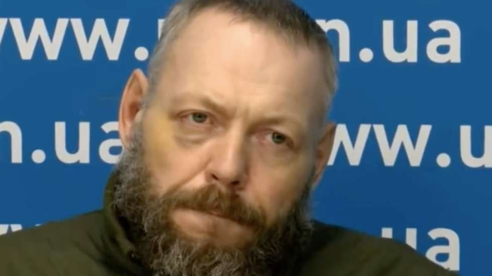 "Não consigo encontrar as palavras certas para pedir perdão ao povo ucraniano", afirmou o tenente-coronel Astakhov Dmitry Mikhailovich, numa conferência de imprensa