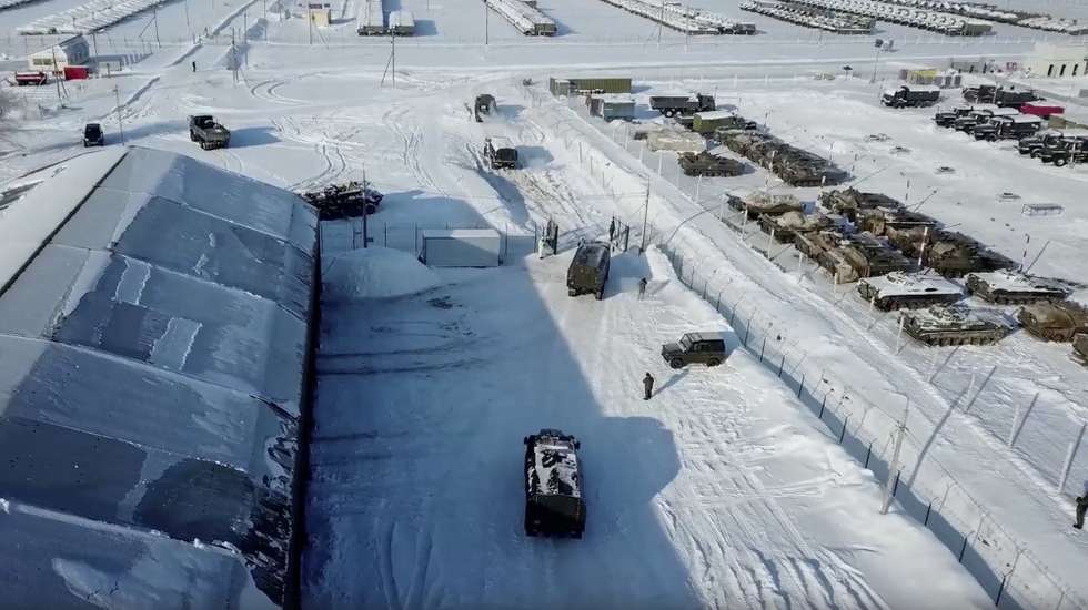 epa09709860 A handout photo taken from a handout video made available by the Russian Defence Ministry press service shows Russian Iskander missile launchers and support vehicles being used in planned comprehensive exercises on combat readiness with the troops of the Western Military District, Russia, 26 January 2022. About 3,000 servicemen of the Guards Red Banner Combined Arms Army of the Western Military District (ZVO) have begun combat training at training grounds in the Krasnodar, Voronezh, Belgorod, Bryansk and Smolensk regions.  EPA/RUSSIAN DEFENCE MINISTRY PRESS SERVICE / HANDOUT  HANDOUT EDITORIAL USE ONLY/NO SALES