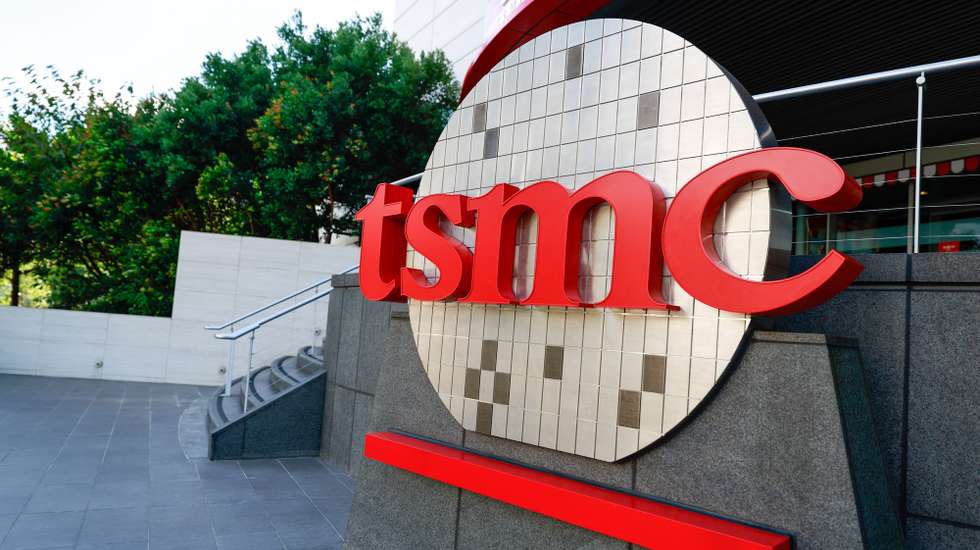 epa12440888 The Taiwan Semiconductor Manufacturing Company Limited (TSMC) logo is displayed outside its museum in Hsinchu, Taiwan, 09 October 2025. TSMC announced its net revenue for September 2025 at 330.98 billion New Taiwan Dollars (approximately 10.87 billion US Dollars), down 1.4 percent from August but up 31.4 percent compared to September 2024. Revenue from January to September 2025 reached 2,762.96 billion New Taiwan Dollars (approximately 90.65 billion US Dollars), an increase of 36.4 percent compared to the same period in 2024.  EPA/RITCHIE B. TONGO