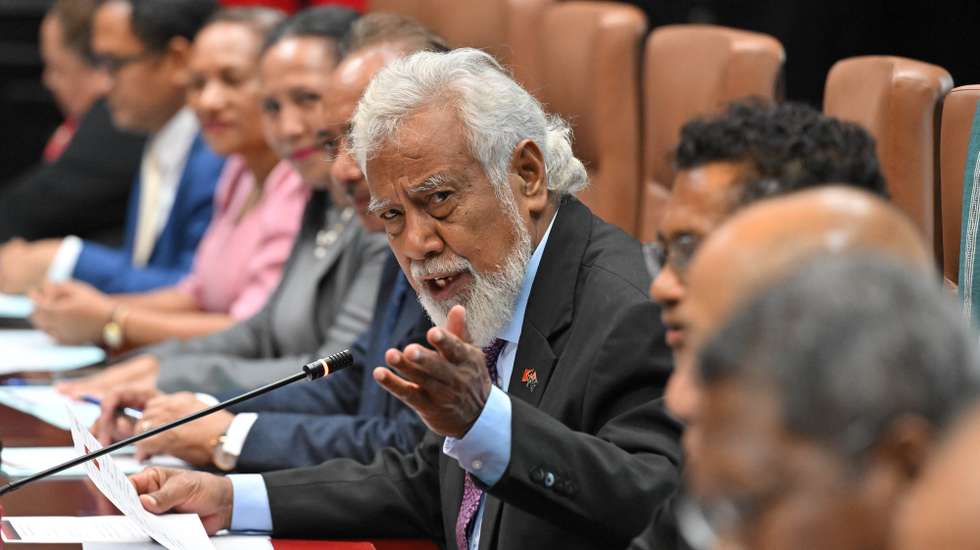 epa12686522 Timor Leste’s Prime Minister Xanana Gusmao (C) in a bilateral meeting with Australian Prime Minister Anthony Albanese (not pictured) at the Government Palace during an official visit in Dili, Timor-Leste, 28 January 2026.  EPA/MICK TSIKAS AUSTRALIA AND NEW ZEALAND OUT