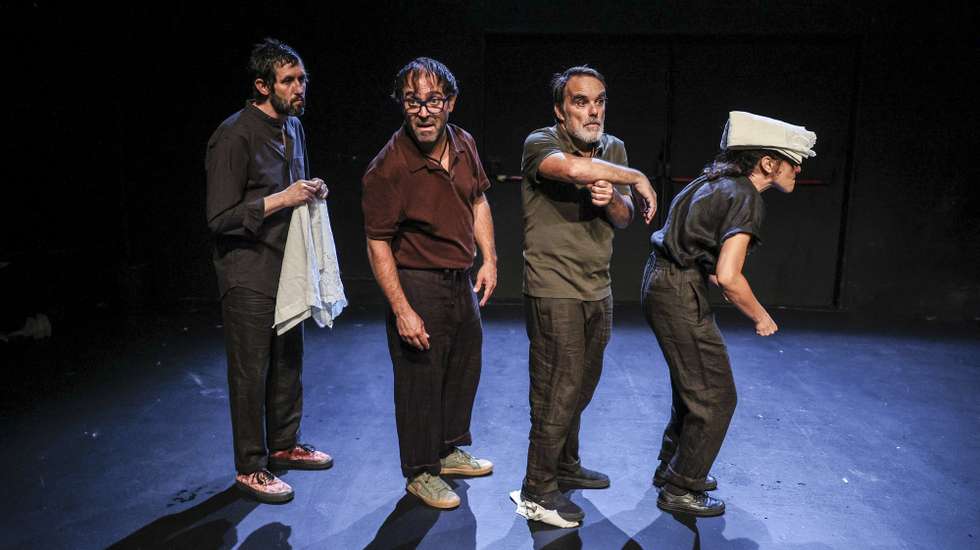 Ensaio de imprensa da peça "Ensaio sobre a Lucidez". No ano em que celebra 30 anos de história, a Companhia do Chapitô apresenta a sua nova criação, "Ensaio sobre a Lucidez”, a partir da obra homónima de José Saramago. Uma sátira política que começa com humor e acaba entre a democracia, o poder e o autoritarismo.Com encenação de José Carlos Garcia, a peça estará em cena de 24 de setembro a 25 de outubro no Chapitô em Lisboa, 22 de setembro de 2026. MIGUEL A. LOPES/LUSA