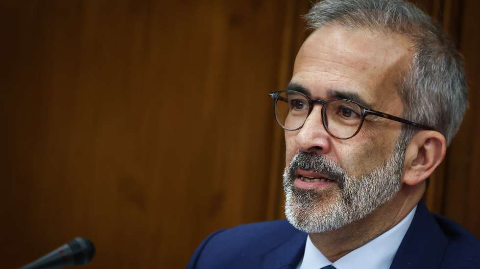 O ministro de Estado e dos Negócios Estrangeiros, Paulo Rangel, intervém durante a sua audição perante a Comissão de Assuntos Europeus, na Assembleia da República, em Lisboa, 15 de julho de 2026. RODRIGO ANTUNES/LUSA