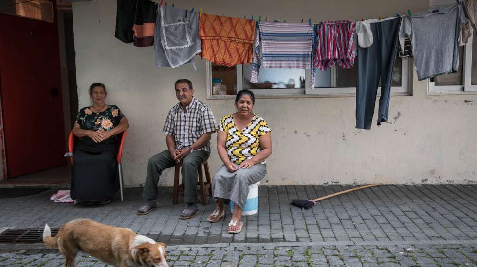 No passado já se cometeram vários erros sobre os ciganos, nomeadamente, o serem identificados como uma minoria