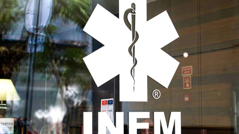 Logótipo do INEM - Instituto Nacional de Emergência Médica. Lisboa, 23 de outubro de 2021. ANTÓNIO COTRIM/LUSA