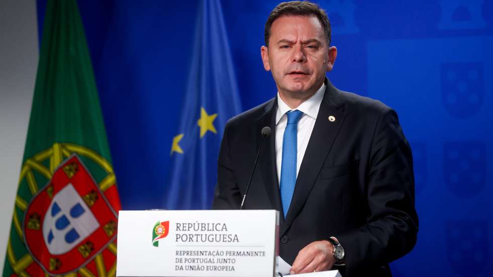 epa11286650 Portugal's Prime Minister Luis Montenegro during a special meeting of the European Council in Brussels, Belgium, 18 April 2024. EU leaders gather in Brussels for a two-day summit to discuss the economy and competitiveness, among other issues.  EPA/OLIVIER HOSLET