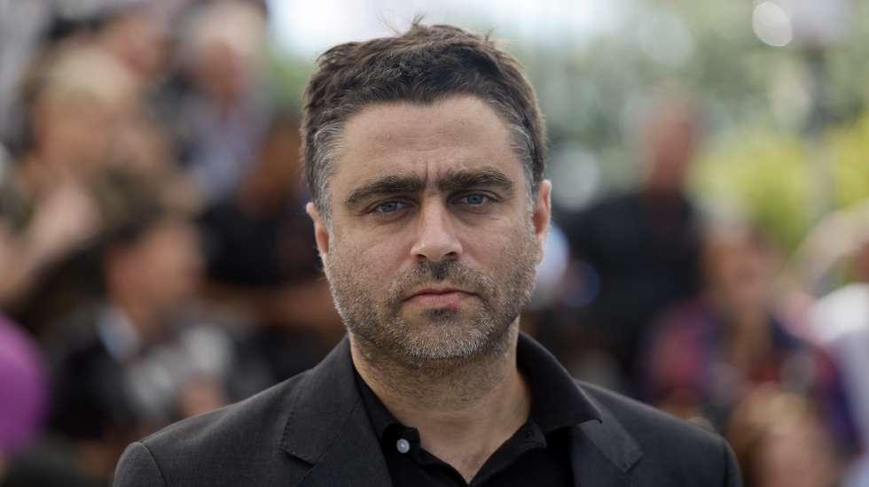epa12112003 Director Pedro Pinho attends the photocall for 'O Riso E A Faca (I Only Rest In The Storm)' during the 78th annual Cannes Film Festival, in Cannes, France, 18 May 2025. The film festival runs from 13 to 24 May 2025.  EPA/GUILLAUME HORCAJUELO