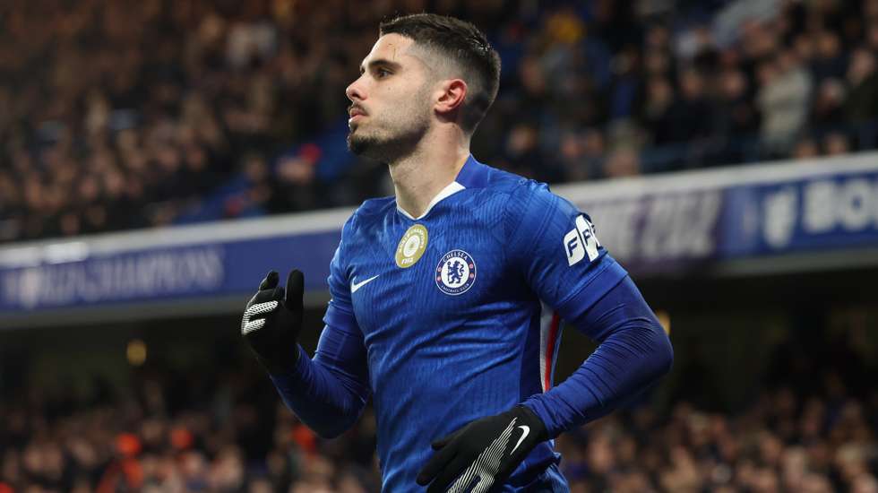 epa12695786 Pedro Neto of Chelsea during the English Premier League match between Chelsea and West Ham United in London, Great Britain, 31 January 2026.  EPA/NEIL HALL EDITORIAL USE ONLY. No use with unauthorized audio, video, data, fixture lists, club/league logos, 'live' services or NFTs. Online in-match use limited to 120 images, no video emulation. No use in betting, games or single club/league/player publications.