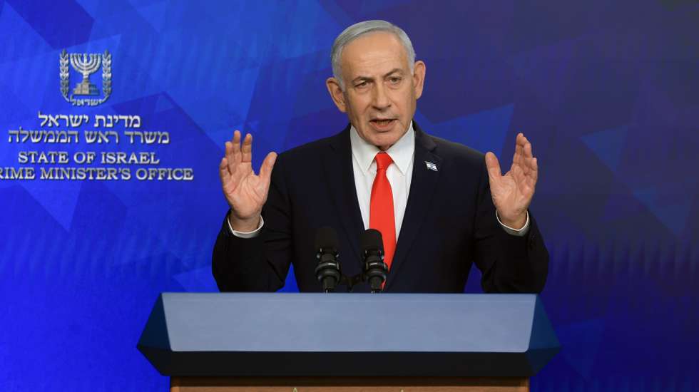 epa13039729 Israeli Prime Minister Benjamin Netanyahu holds a news conference in Jerusalem, 15 June 2026, following the announcement of a US-Iran mediated preliminary framework to end regional military hostilities.  EPA/RONEN ZVULUN / POOL
