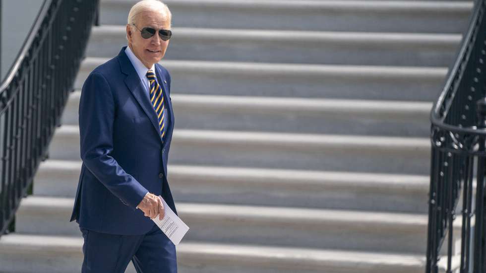 epa10801512 US President Joe Biden walks to board Marine One on the South Lawn of the White House in Washington, DC, USA, 15 August 2023. President Biden is departing for Milwuakee where he will deliver a speech on his administrations economic policy program known as Bidenomics.  EPA/SHAWN THEW