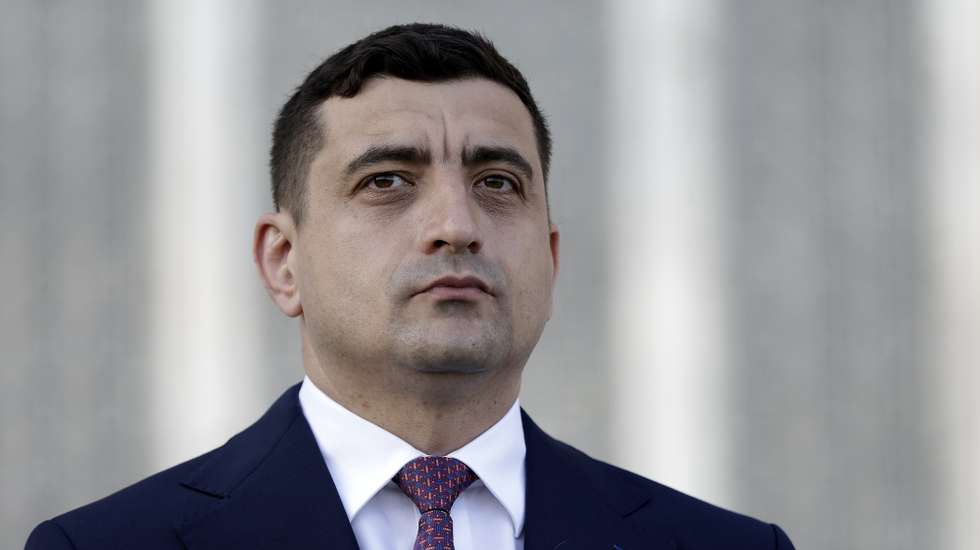 epa12073528 Ultra-nationalist party AUR leader George Simion attends a press conference with foreign media journalists held outside the Parliament Palace, on repeated presidential elections, first round, in Bucharest, Romania, 04 May 2025. Crin Antonescu is ranked second in the repeated presidential race. Approximately 18 million Romanian citizens are expected at the polling stations, according to the Permanent Electoral Authority (AEP).  EPA/ROBERT GHEMENT