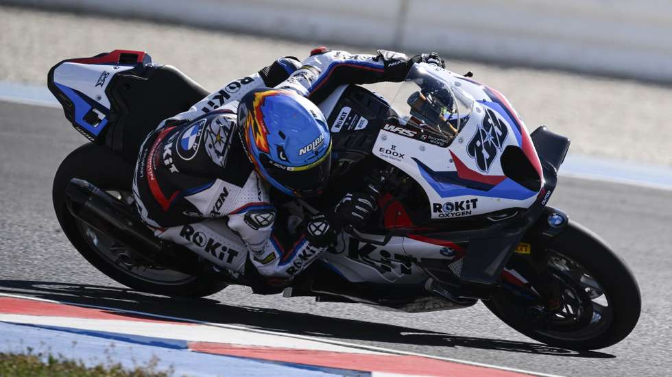 epa12928349 Portugal's Miguel Oliveira of ROKiT BMW Motorrad WorldSBK Team in action during race one of the Hungarian Grand Prix of the Superbike World Championship at the Balaton Park Circuit in Balatonfokajar, Hungary, 02 May 2026.  EPA/Boglarka Bodnar HUNGARY OUT