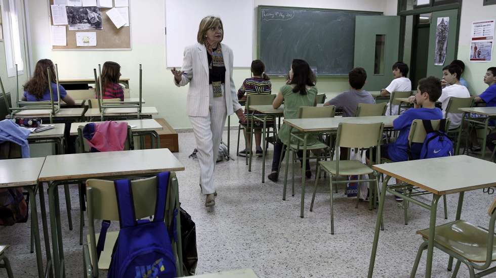 Em 2021, a população com ensino superior representava 19,8%, contra 13,9% em 2011.